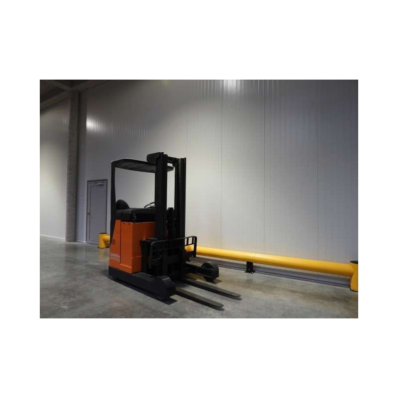 NEUWERTH Logistics SA - Still - fm 17 - Chariot à mât retractable NEUWERTH Logistics SA - Still - fm 17 - Chariot à mât retractable