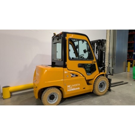 NEUWERTH Logistics SA - Hangcha - CPD50-XEY2-SI - Chariot-élévateur électrique