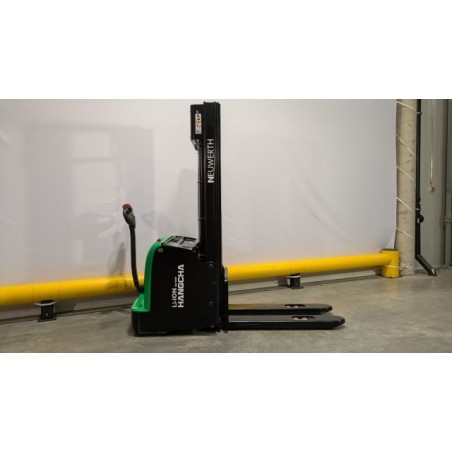 NEUWERTH Logistics SA - Hangcha - CDD16-AC2-L-I - Gerbeur électrique NEUWERTH Logistics SA - Hangcha - CDD16-AC2-L-I - Gerbeur électrique