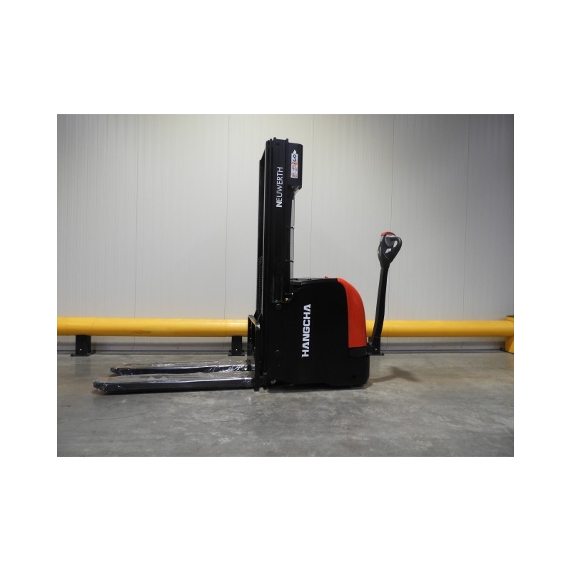NEUWERTH Logistics SA - Hangcha - CDD16-AC1-L - Gerbeur électrique NEUWERTH Logistics SA - Hangcha - CDD16-AC1-L - Gerbeur électrique
