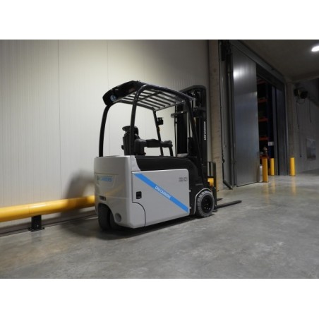 NEUWERTH Logistics SA - Atlet - TX3-20L - Chariot-élévateur électrique NEUWERTH Logistics SA - Atlet - TX3-20L - Chariot-élévateur électrique