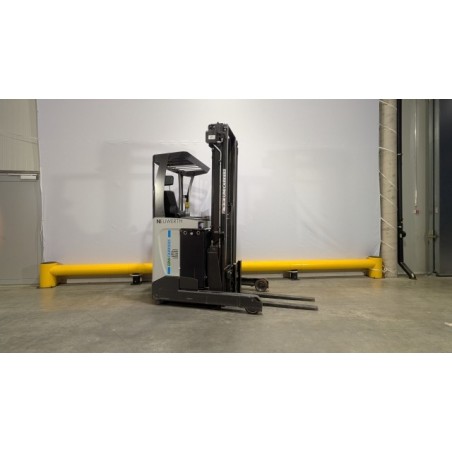 NEUWERTH Logistics SA - Atlet - UND 140 - Chariot à mât retractable NEUWERTH Logistics SA - Atlet - UND 140 - Chariot à mât retractable