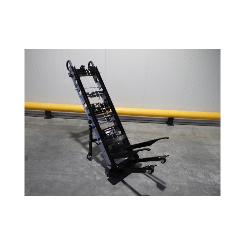 NEUWERTH Logistics SA - Neslift - RLA-EW - Gerbeur électrique NEUWERTH Logistics SA - Neslift - RLA-EW - Gerbeur électrique