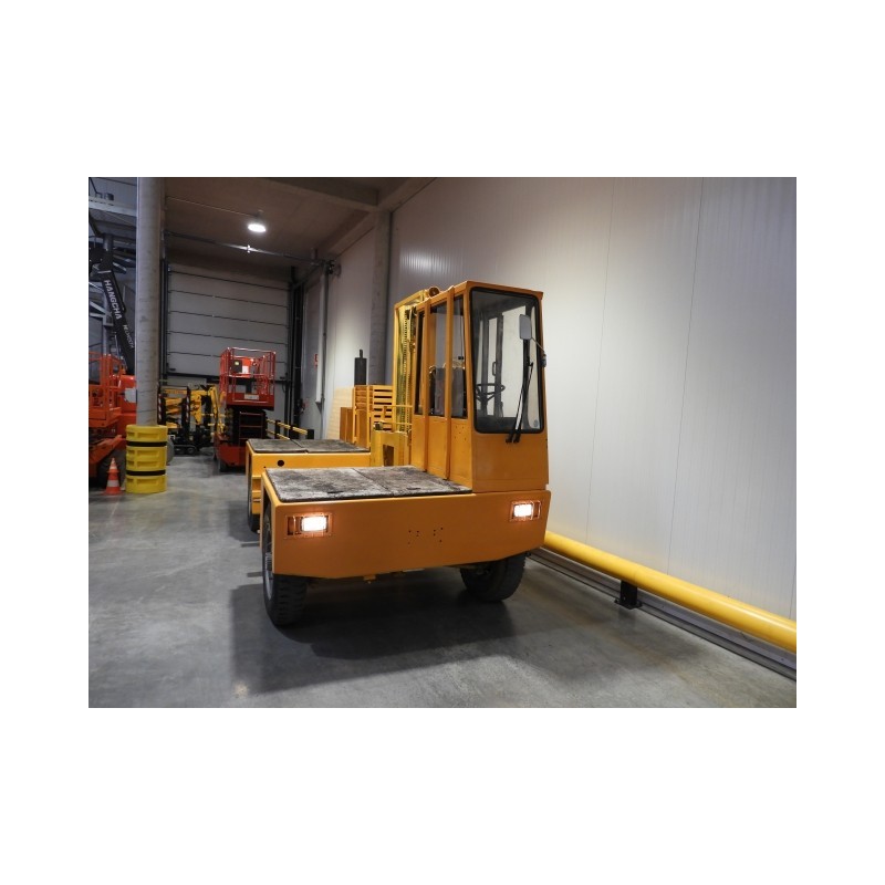 NEUWERTH Logistics SA - Baumann - H.AS 40/14/40 - Chariot-élévateur latéral