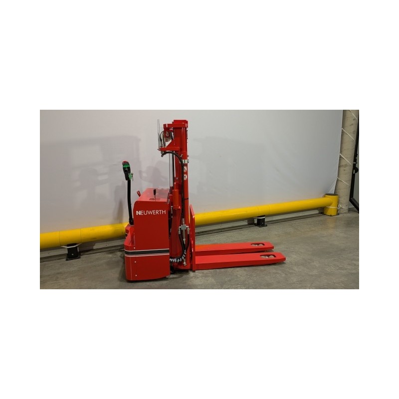 NEUWERTH Logistics SA - Icem - TE 20/360 - Gerbeur électrique NEUWERTH Logistics SA - Icem - TE 20/360 - Gerbeur électrique