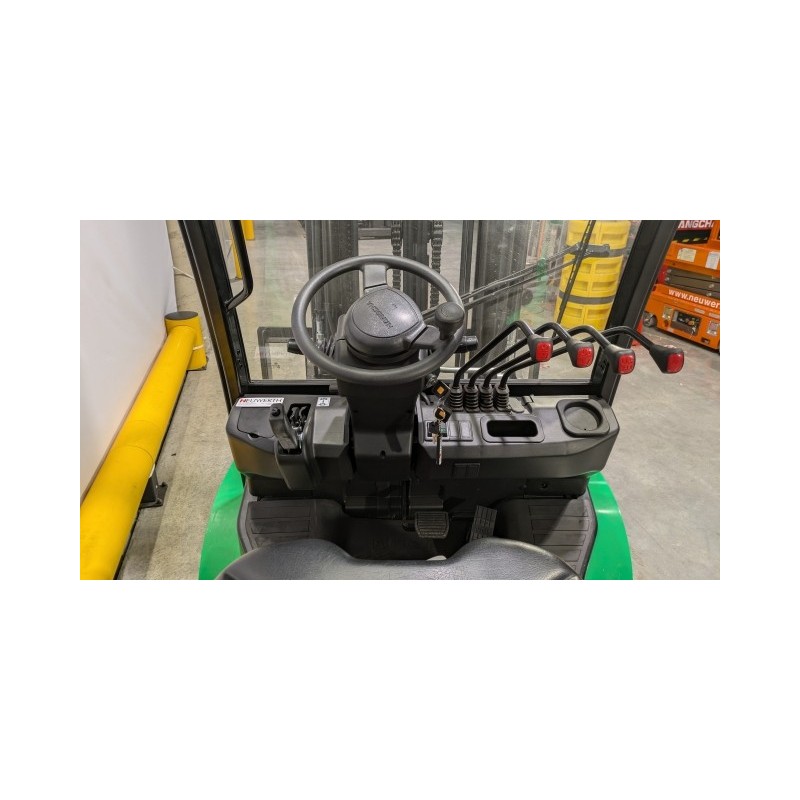 NEUWERTH Logistics SA - Hangcha - CPD25-XD6-SI21 - Chariot-élévateur électrique NEUWERTH Logistics SA - Hangcha - CPD25-XD6-SI21 - Chariot-élévateur électrique