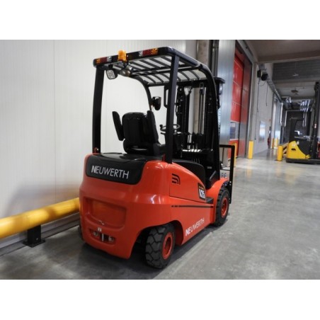 NEUWERTH Logistics SA - Hangcha - CPD25-AZ3 - Chariot-élévateur électrique NEUWERTH Logistics SA - Hangcha - CPD25-AZ3 - Chariot-élévateur électrique