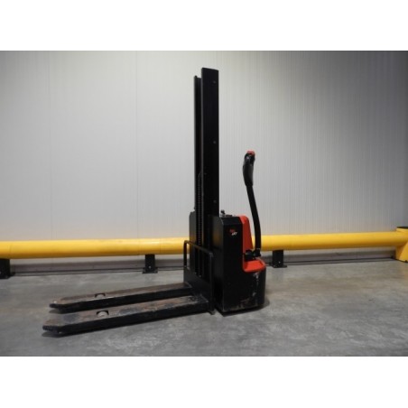 NEUWERTH Logistics SA - Hangcha - CDD12-AMC1 - Gerbeur électrique NEUWERTH Logistics SA - Hangcha - CDD12-AMC1 - Gerbeur électrique