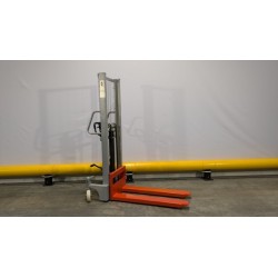 NEUWERTH Logistics SA - Neslift - SM 1000 E - Gerbeur manuel