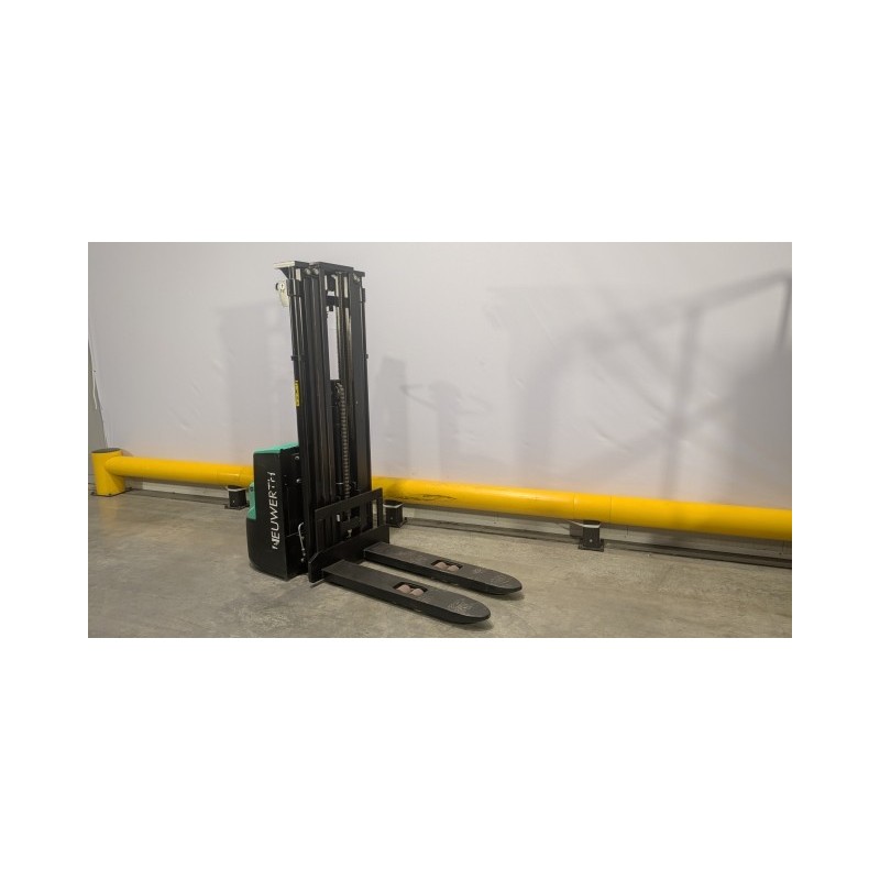 NEUWERTH Logistics SA - Mitsubishi - SBP12N2 - Gerbeur électrique NEUWERTH Logistics SA - Mitsubishi - SBP12N2 - Gerbeur électrique