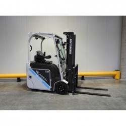 NEUWERTH Logistics SA - Atlet - TX3-15S - Chariot-élévateur électrique