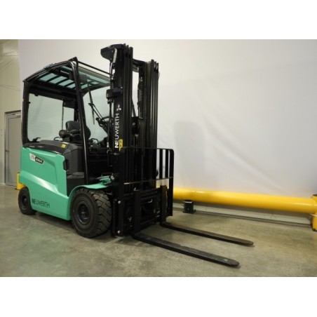 NEUWERTH Logistics SA - Mitsubishi - FB25ACN - Chariot-élévateur électrique NEUWERTH Logistics SA - Mitsubishi - FB25ACN - Chariot-élévateur électrique