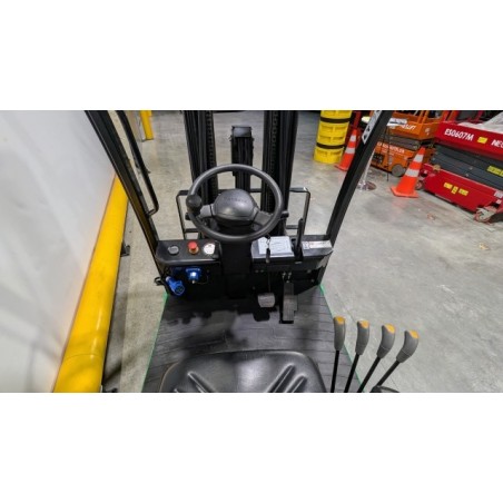 NEUWERTH Logistics SA - Hangcha - CPDS15-XD2-SI - Chariot-élévateur électrique NEUWERTH Logistics SA - Hangcha - CPDS15-XD2-SI - Chariot-élévateur électrique