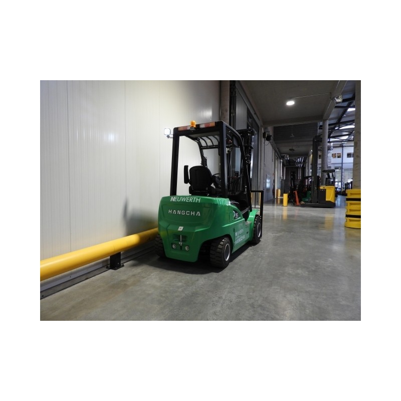 NEUWERTH Logistics SA - Hangcha - CPD35-XD4-SI21 - Chariot-élévateur électrique NEUWERTH Logistics SA - Hangcha - CPD35-XD4-SI21 - Chariot-élévateur électrique