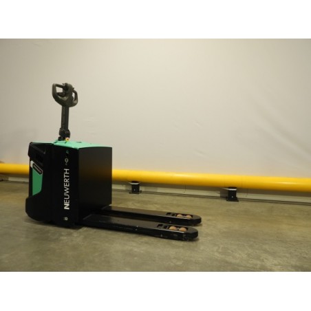 NEUWERTH Logistics SA - Mitsubishi - PBP20N3R - Transpalette électrique NEUWERTH Logistics SA - Mitsubishi - PBP20N3R - Transpalette électrique