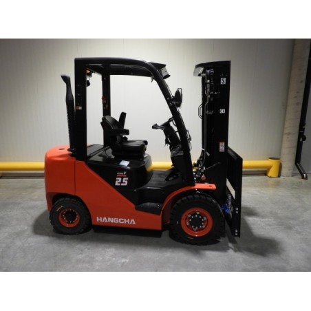 NEUWERTH Logistics SA - Hangcha - CPCD25-XW97F - Chariot-élévateur Diesel NEUWERTH Logistics SA - Hangcha - CPCD25-XW97F - Chariot-élévateur Diesel