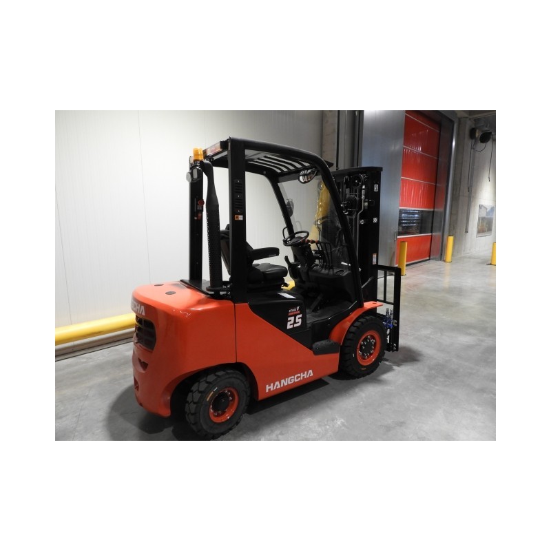 NEUWERTH Logistics SA - Hangcha - CPCD25-XW97F - Chariot-élévateur Diesel NEUWERTH Logistics SA - Hangcha - CPCD25-XW97F - Chariot-élévateur Diesel