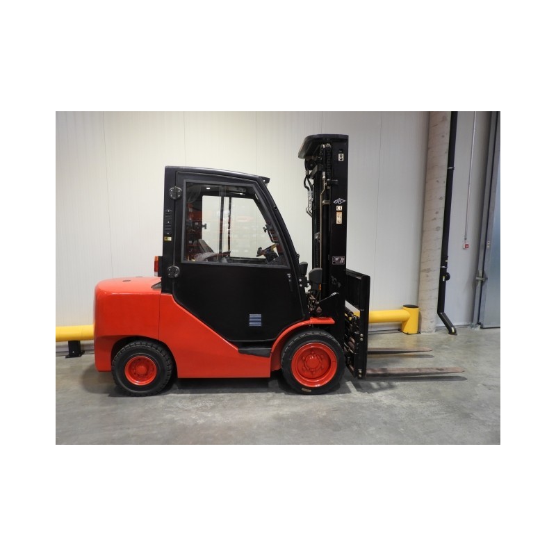 NEUWERTH Logistics SA - Hangcha - CPCD35-XW33F - Chariot-élévateur Diesel NEUWERTH Logistics SA - Hangcha - CPCD35-XW33F - Chariot-élévateur Diesel