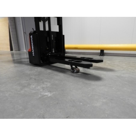 NEUWERTH Logistics SA - Hangcha - CDD12-AMC1-L - Gerbeur électrique NEUWERTH Logistics SA - Hangcha - CDD12-AMC1-L - Gerbeur électrique