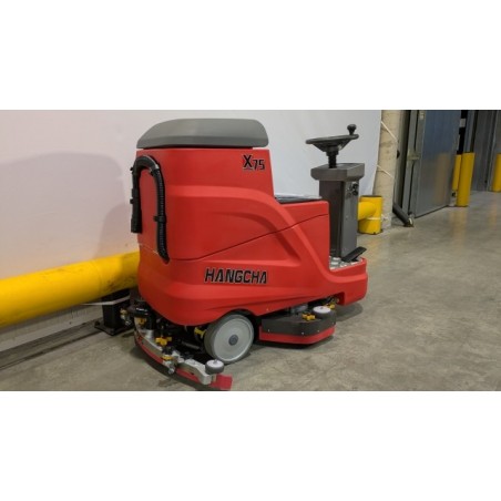 NEUWERTH Logistics SA - Hangcha - X75 - Balayeuse NEUWERTH Logistics SA - Hangcha - X75 - Balayeuse