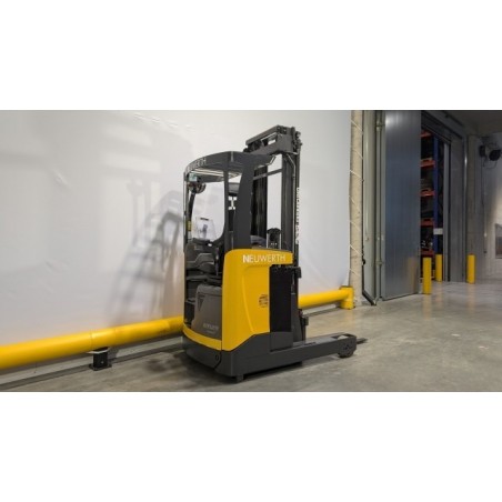 NEUWERTH Logistics SA - Atlet - UMS 160 - Chariot à mât retractable NEUWERTH Logistics SA - Atlet - UMS 160 - Chariot à mât retractable