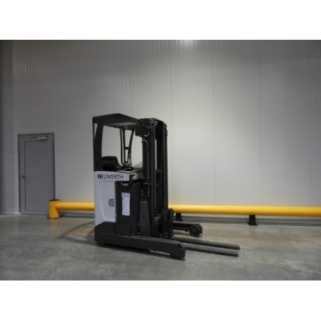 NEUWERTH Logistics SA - Atlet - uls 120 - Chariot à mât retractable NEUWERTH Logistics SA - Atlet - uls 120 - Chariot à mât retractable