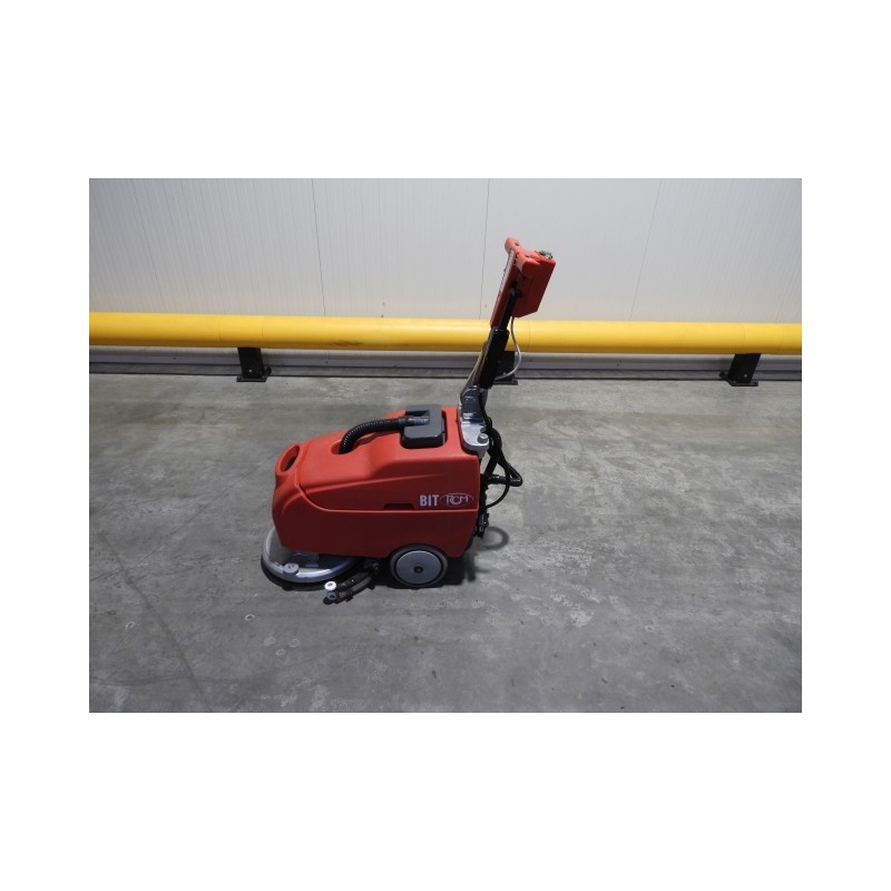 NEUWERTH Logistics SA - Rcm - BIS 391 CB - Autolaveuse NEUWERTH Logistics SA - Rcm - BIS 391 CB - Autolaveuse