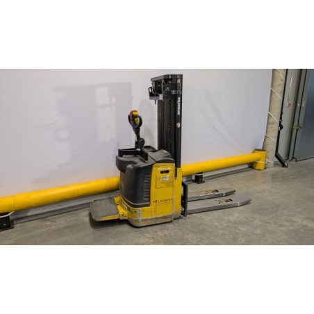 NEUWERTH Logistics SA - Komatsu - MWS14F-1R - Gerbeur électrique NEUWERTH Logistics SA - Komatsu - MWS14F-1R - Gerbeur électrique