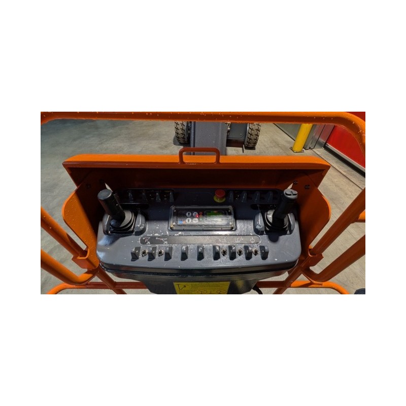 NEUWERTH Logistics SA - Neslift - HUCA16BF - Nacelle-élévatrice NEUWERTH Logistics SA - Neslift - HUCA16BF - Nacelle-élévatrice