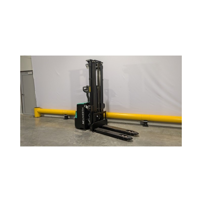 NEUWERTH Logistics SA - Mitsubishi - SBP12N3I - Gerbeur électrique NEUWERTH Logistics SA - Mitsubishi - SBP12N3I - Gerbeur électrique