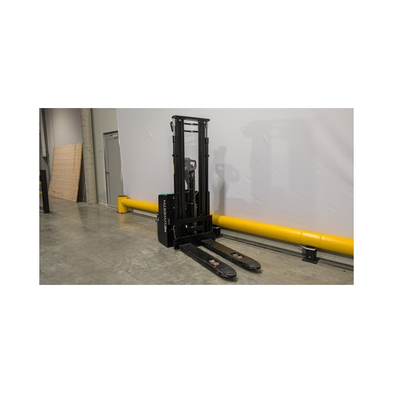 NEUWERTH Logistics SA - Mitsubishi - SBP12N3 - Gerbeur électrique