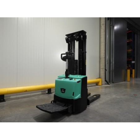 NEUWERTH Logistics SA - Mitsubishi - SBP12N3R - Gerbeur électrique NEUWERTH Logistics SA - Mitsubishi - SBP12N3R - Gerbeur électrique