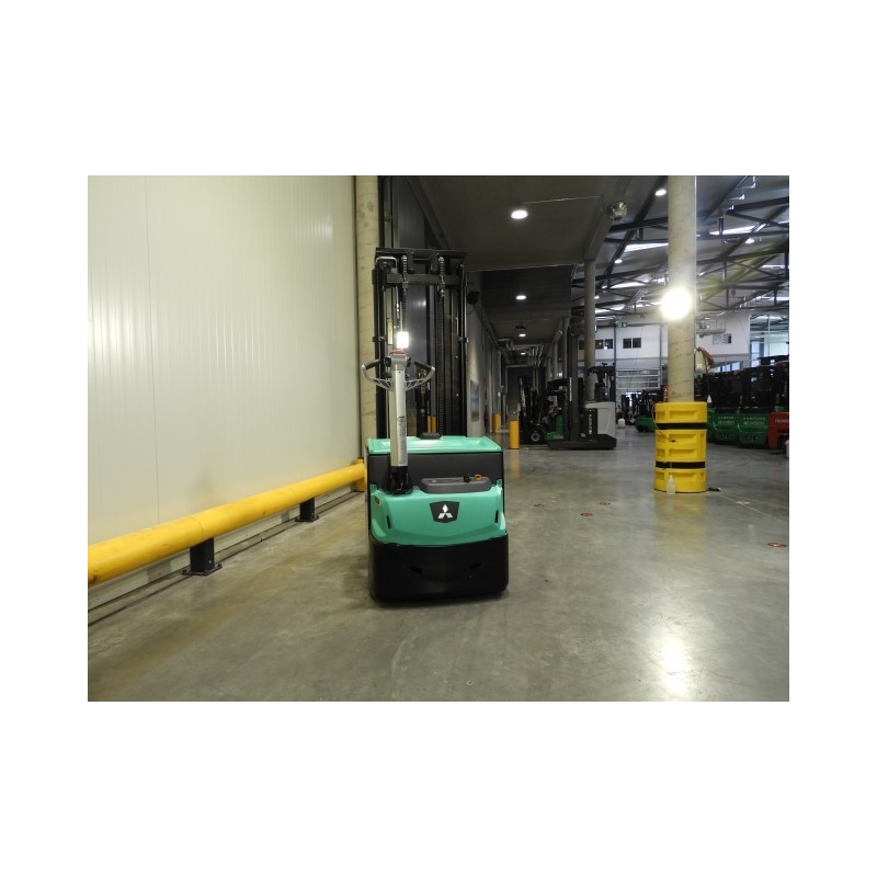 NEUWERTH Logistics SA - Mitsubishi - SBP12N2I - Gerbeur électrique NEUWERTH Logistics SA - Mitsubishi - SBP12N2I - Gerbeur électrique