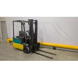 NEUWERTH Logistics SA - Komatsu - FB15M-2R - Chariot-élévateur électrique 2