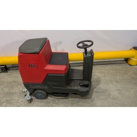 NEUWERTH Logistics SA - Hangcha - H75 - Autolaveuse