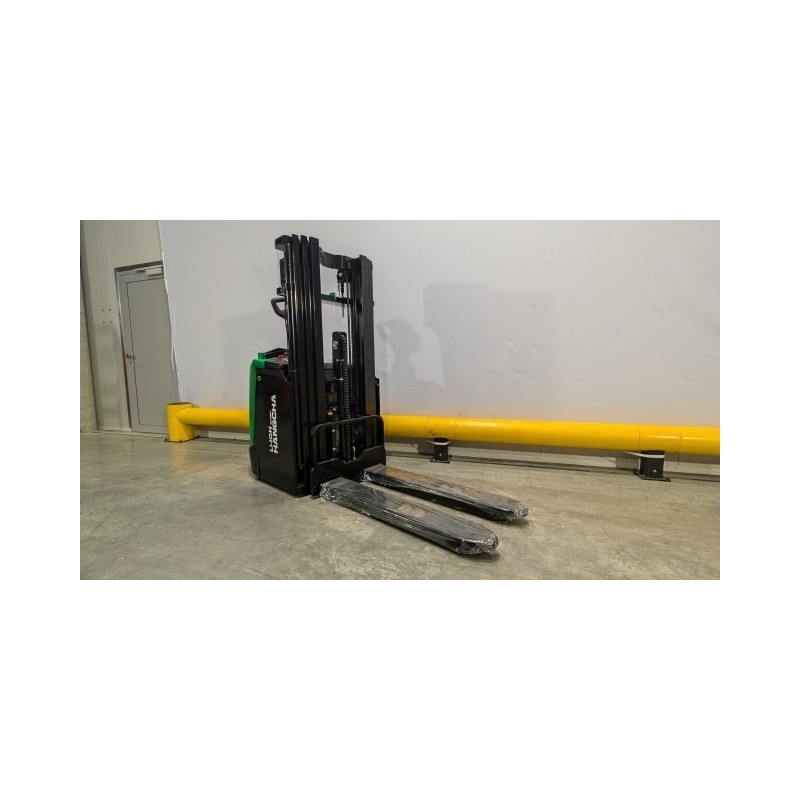 NEUWERTH Logistics SA - Hangcha - CDD12-XT1S-SI - Gerbeur électrique NEUWERTH Logistics SA - Hangcha - CDD12-XT1S-SI - Gerbeur électrique