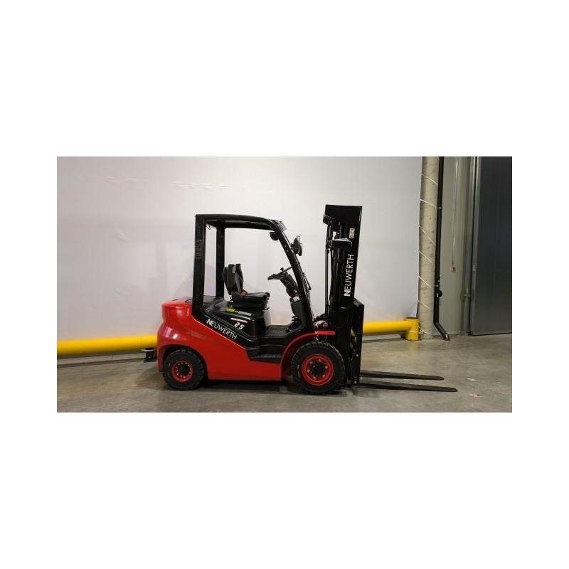 NEUWERTH Logistics SA - Hangcha - CPCD25-X2H7F1 - Chariot-élévateur Diesel