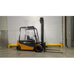 NEUWERTH Logistics SA - Still - r60-50 - Chariot-élévateur électrique