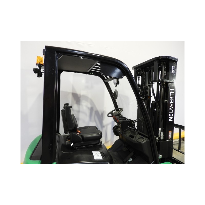 NEUWERTH Logistics SA - Hangcha - CPD25-XD6-SI21 - Chariot-élévateur électrique