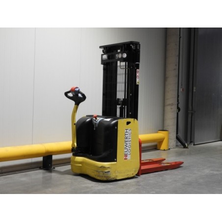 NEUWERTH Logistics SA - Hyster - S1.2-43 - Gerbeur électrique