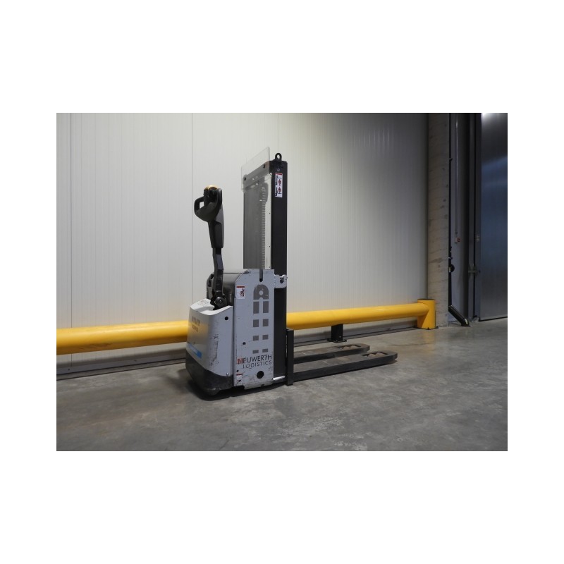 NEUWERTH Logistics SA - Atlet - PSD 125 - Gerbeur électrique NEUWERTH Logistics SA - Atlet - PSD 125 - Gerbeur électrique