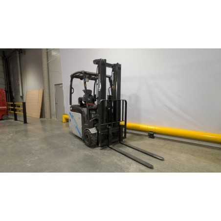 NEUWERTH Logistics SA - Atlet - TX3-18 - Chariot-élévateur électrique