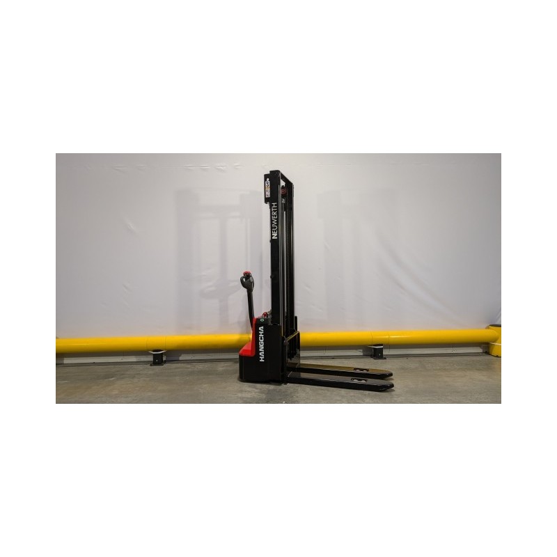 NEUWERTH Logistics SA - Hangcha - CDD12-AMC2-L - Gerbeur électrique NEUWERTH Logistics SA - Hangcha - CDD12-AMC2-L - Gerbeur électrique
