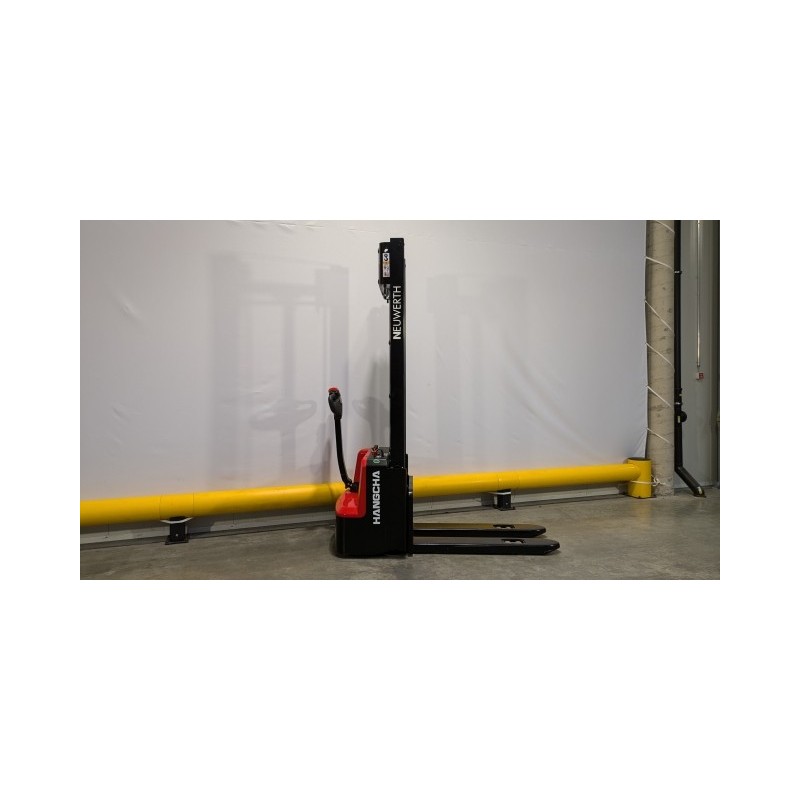 NEUWERTH Logistics SA - Hangcha - CDD12-AMC2-L - Gerbeur électrique NEUWERTH Logistics SA - Hangcha - CDD12-AMC2-L - Gerbeur électrique