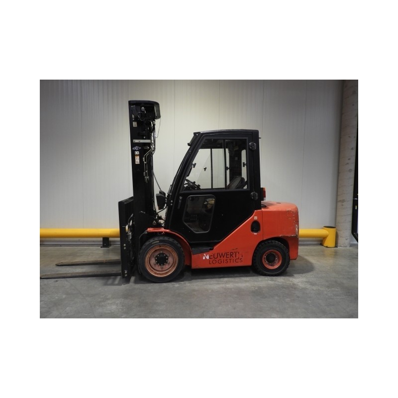 NEUWERTH Logistics SA - Hangcha - CPCD35-XW33F - Chariot-élévateur Diesel