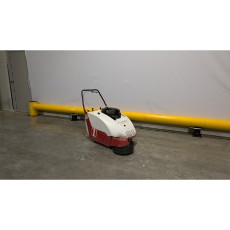 NEUWERTH Logistics SA - Rcm - BRAVA 800 ET - Balayeuse NEUWERTH Logistics SA - Rcm - BRAVA 800 ET - Balayeuse