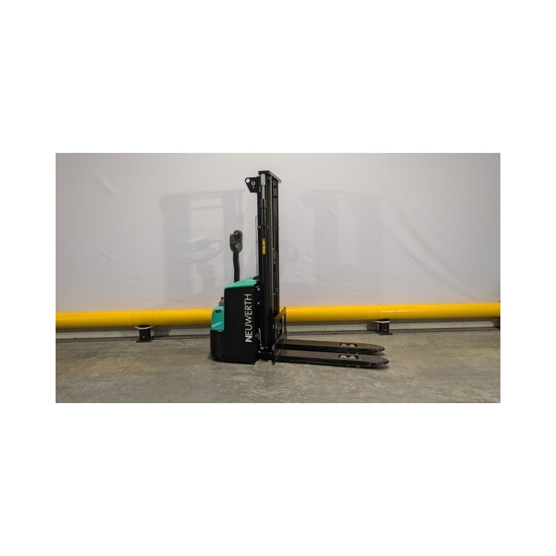 NEUWERTH Logistics SA - Mitsubishi - SBP12N3 - Gerbeur électrique NEUWERTH Logistics SA - Mitsubishi - SBP12N3 - Gerbeur électrique