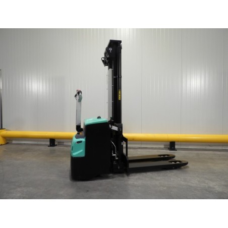 NEUWERTH Logistics SA - Mitsubishi - SBP12N2I - Gerbeur électrique