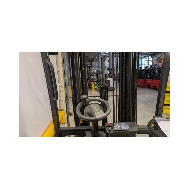 NEUWERTH Logistics SA - Atlet - TX3-15S - Chariot-élévateur électrique NEUWERTH Logistics SA - Atlet - TX3-15S - Chariot-élévateur électrique