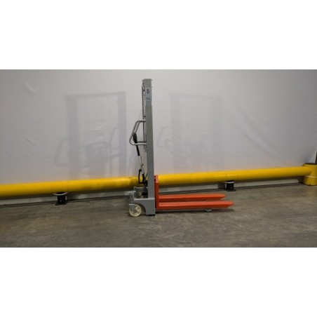 NEUWERTH Logistics SA - Neslift - SM 1000 - Gerbeur manuel